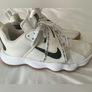 Nike HyperSet Volleyball Shoes